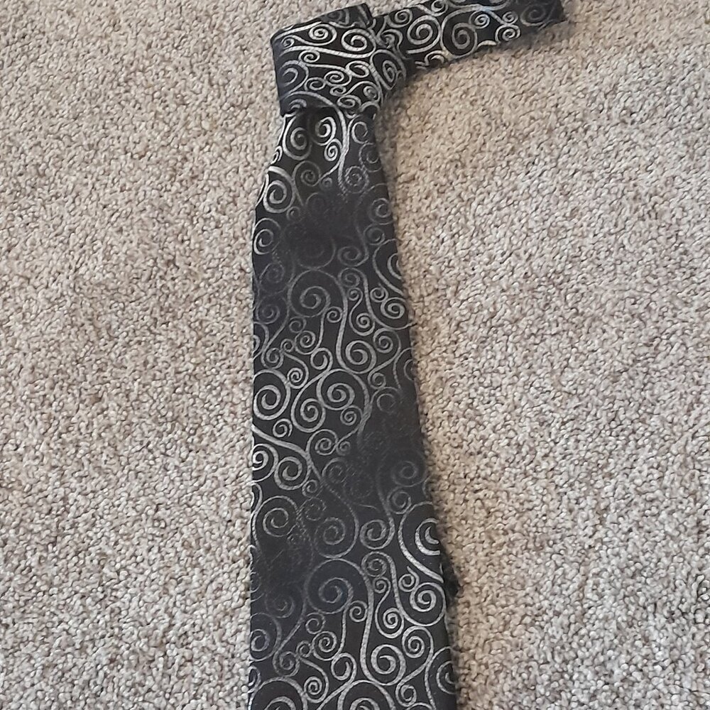 Men's Black and Gray Alfani Tie